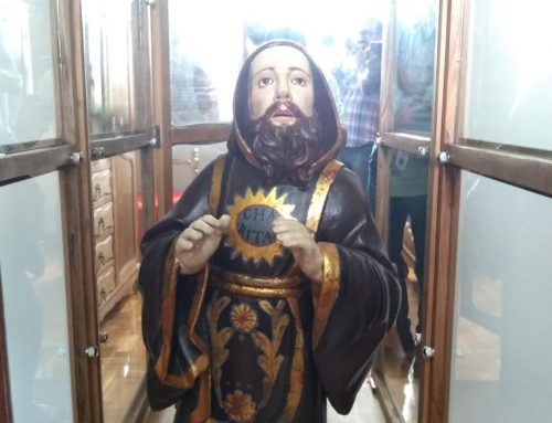 Imagem sacra de São Francisco de Paula retorna a Divinópolis após 45 anos